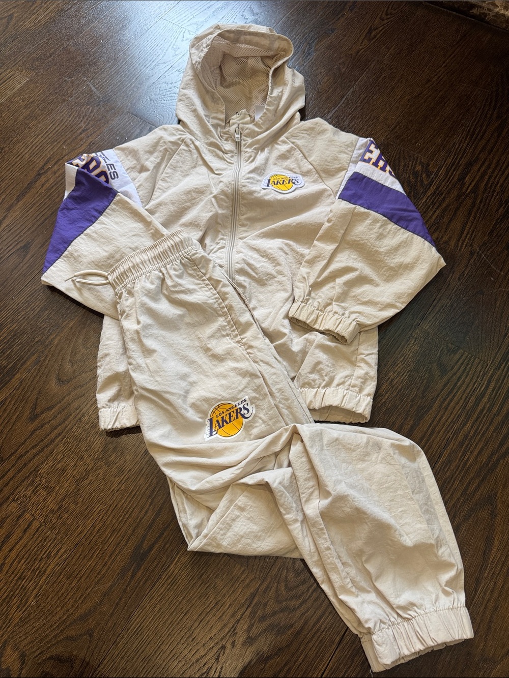 Los Angeles Lakers Track suit Jogger wind breaker cotton on